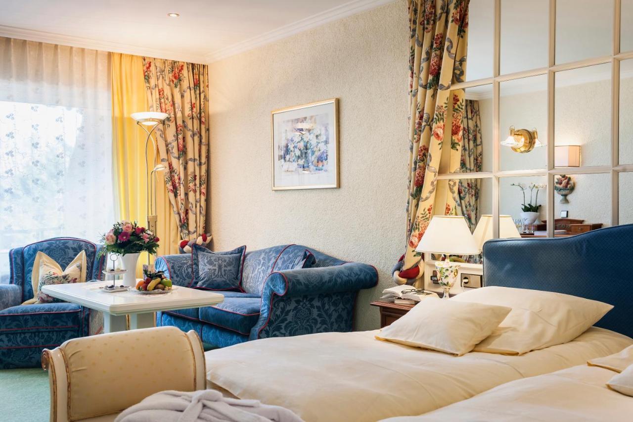 Relais & Chateaux Hotel Schwarzmatt 바덴바일러 외부 사진